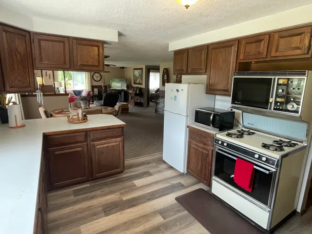 $174,900 | 2960 Guernsey Road, Beaverton, MI 48612