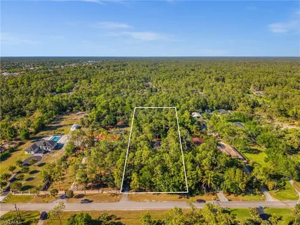 a view of yard with ocean view