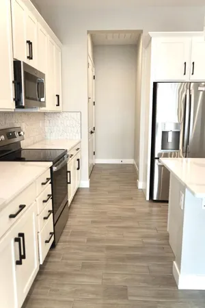 $2,550 | 20047 West Turney Avenue, Litchfield Park, AZ 85340