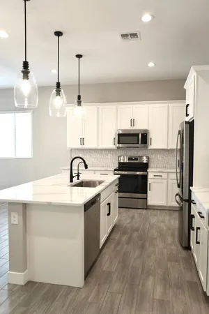 $2,550 | 20047 West Turney Avenue, Litchfield Park, AZ 85340