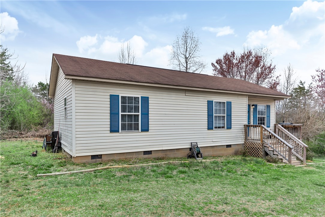 367 East Reedy Fork Road Seneca, SC 29678 - Photo 3 of 22 Gallery Image 3