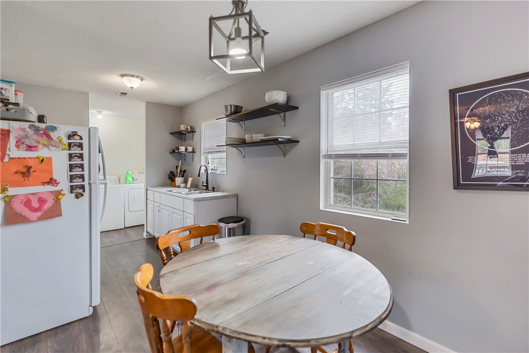 367 East Reedy Fork Road Seneca, SC 29678 - Photo 9 of 22 Gallery Image 9