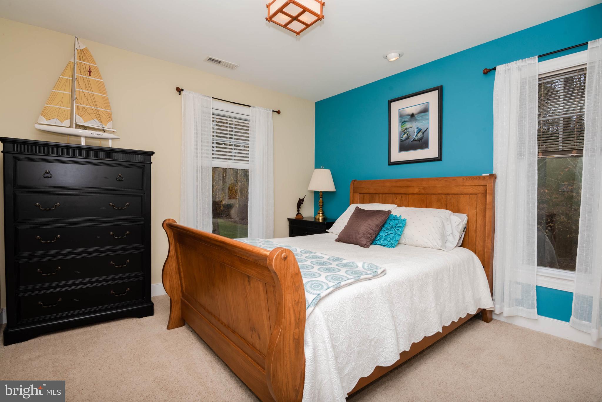8945 Lewis Road Berlin, MD 21811 - Photo 28 of 71 1 st floor 2nd bedroom with walk in closet