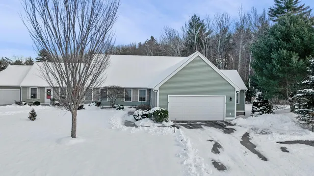$649,900 | 47 Risloves Way, Fremont, NH 03044