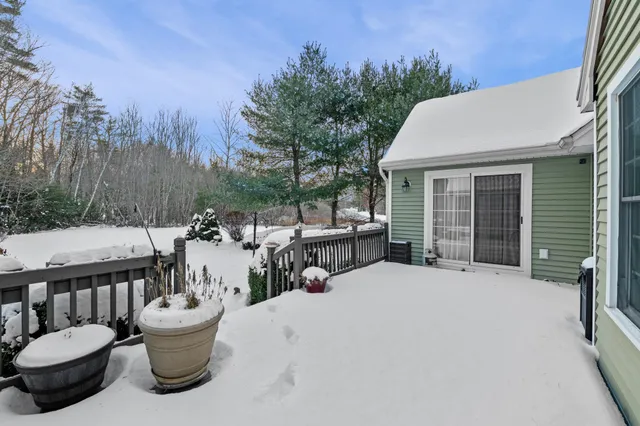 $649,900 | 47 Risloves Way, Fremont, NH 03044