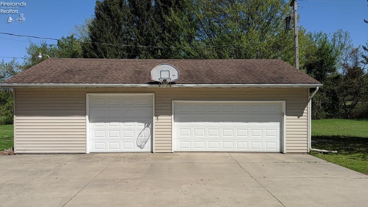 10411 Church Road Huron, OH 44839 - Photo 2 of 10 Gallery Image 2