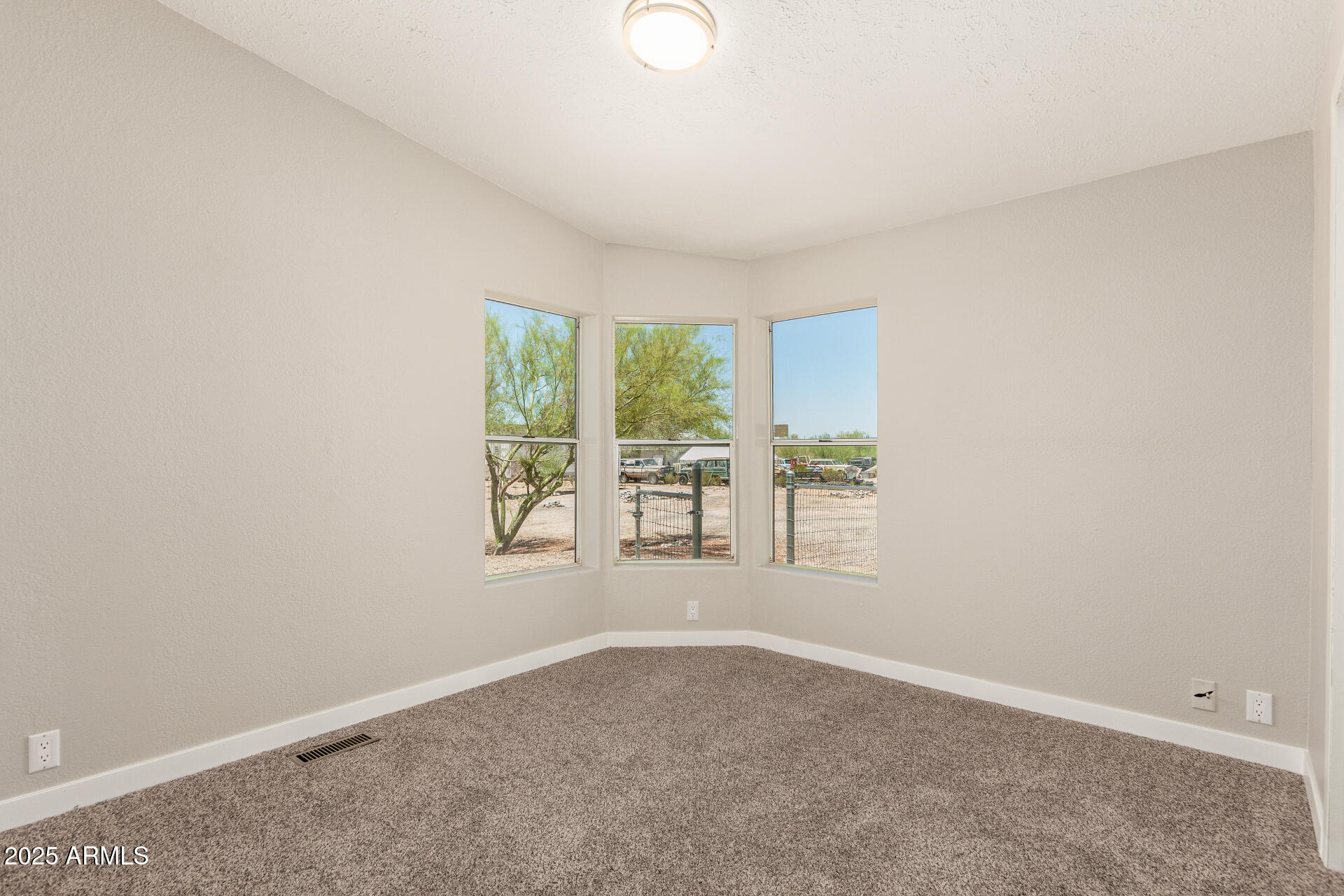 8074 North Palo Verde Road Florence, AZ 85132 - Photo 28 of 37 29 - Palo Verde
