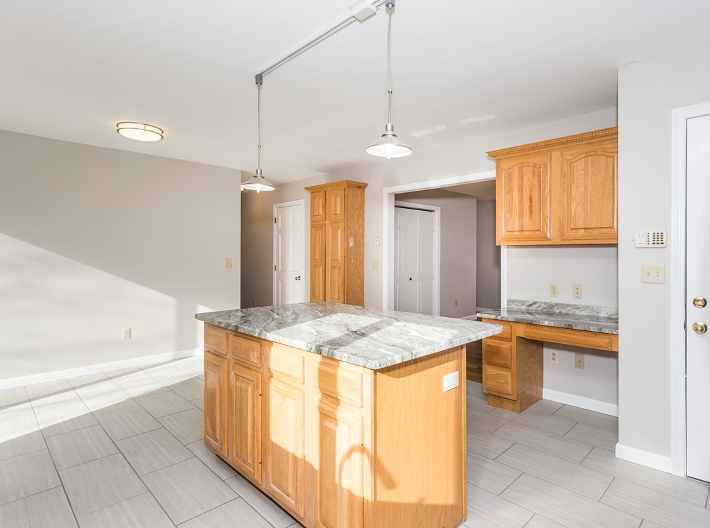 29 Ridgeway Circle Longmeadow, MA 01106 - Photo 15 of 27 Gallery Image 15