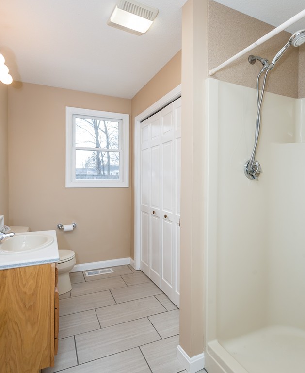 29 Ridgeway Circle Longmeadow, MA 01106 - Photo 19 of 27 Gallery Image 19