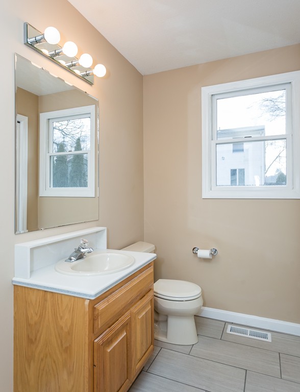 29 Ridgeway Circle Longmeadow, MA 01106 - Photo 20 of 27 Gallery Image 20