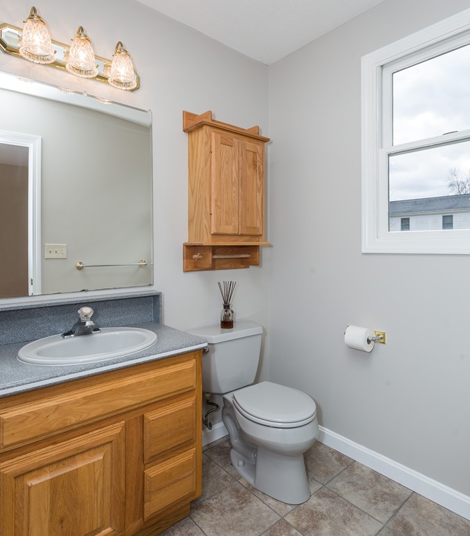 29 Ridgeway Circle Longmeadow, MA 01106 - Photo 23 of 27 Gallery Image 23