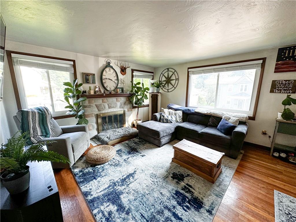223 Camp Horne Road Pittsburgh, PA 15202 - Photo 5 of 39 Gallery Image 5