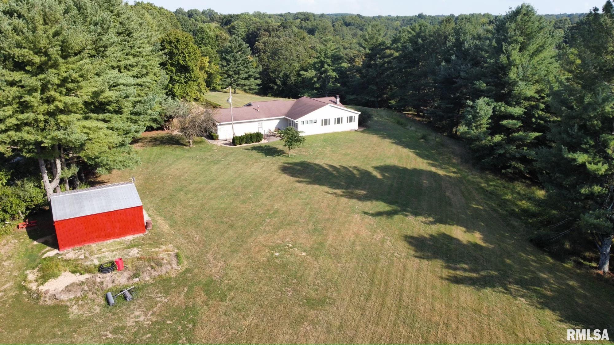 374 Pomona Road Pomona, IL 62975 - Photo 3 of 44