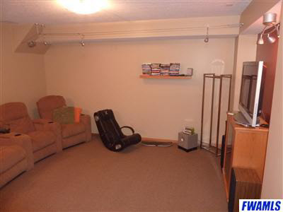 2115 Stonebriar Road Fort Wayne, IN 46814 - Photo 14 of 27 Gallery Image 14