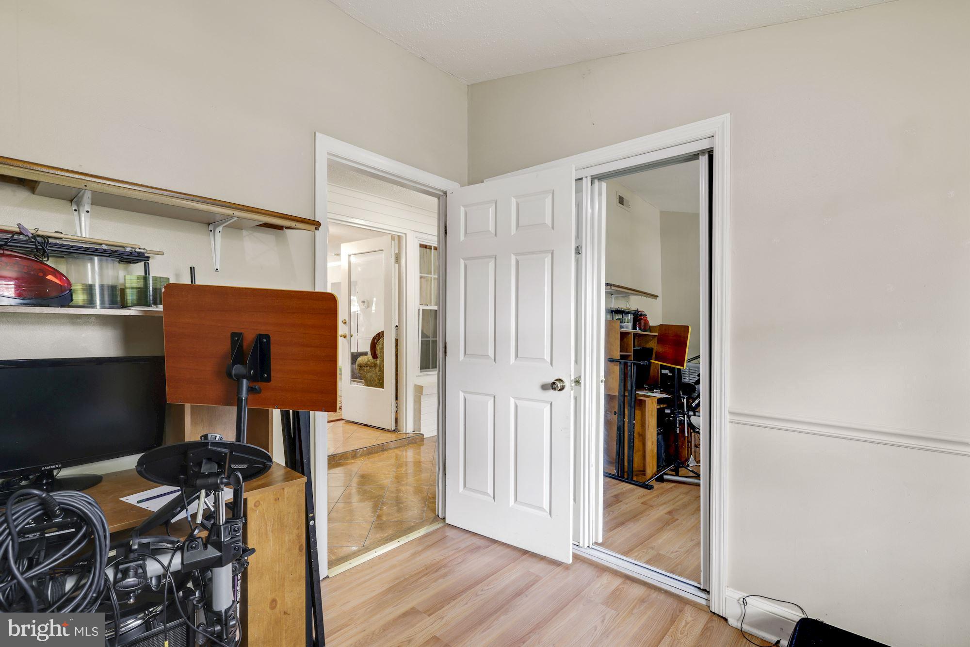 1109 Navahoe Drive Silver Spring, MD 20903 - Photo 15 of 40 Gallery Image 15