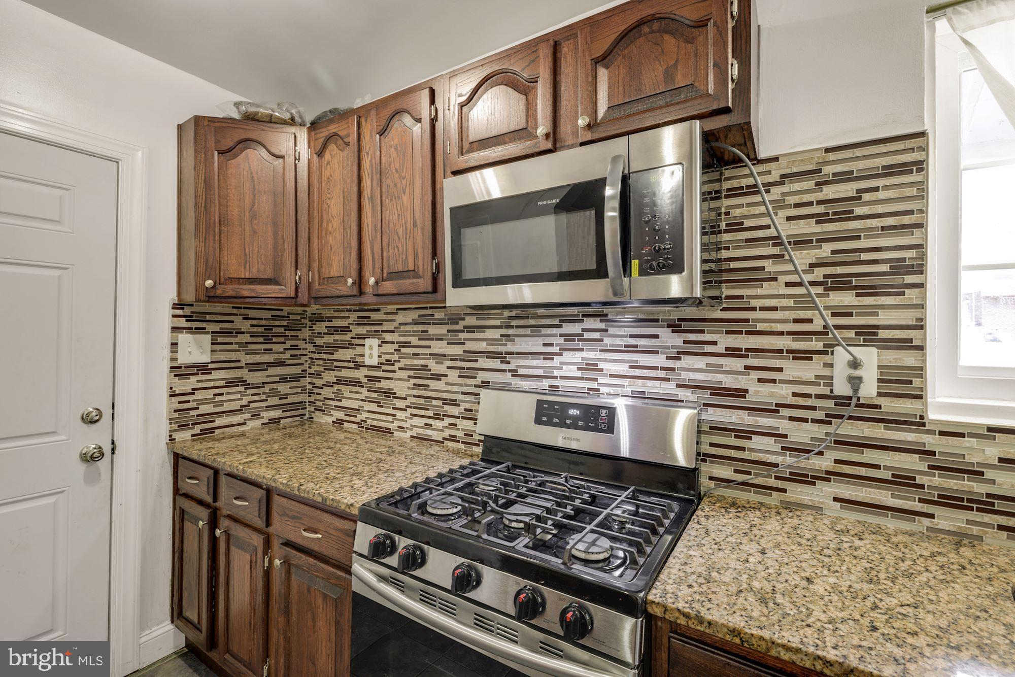 1109 Navahoe Drive Silver Spring, MD 20903 - Photo 3 of 40 Gallery Image 3