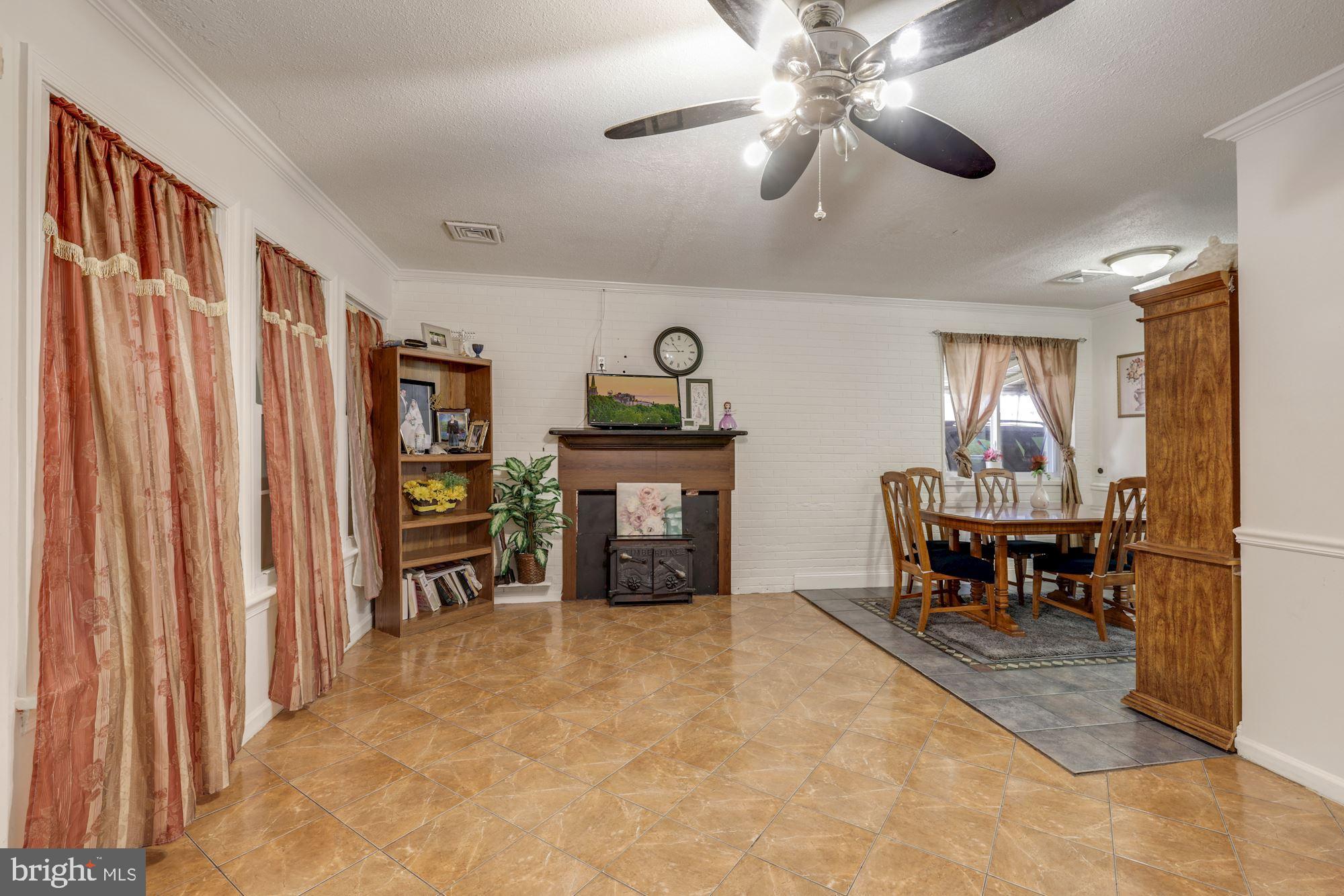 1109 Navahoe Drive Silver Spring, MD 20903 - Photo 8 of 40 Gallery Image 8