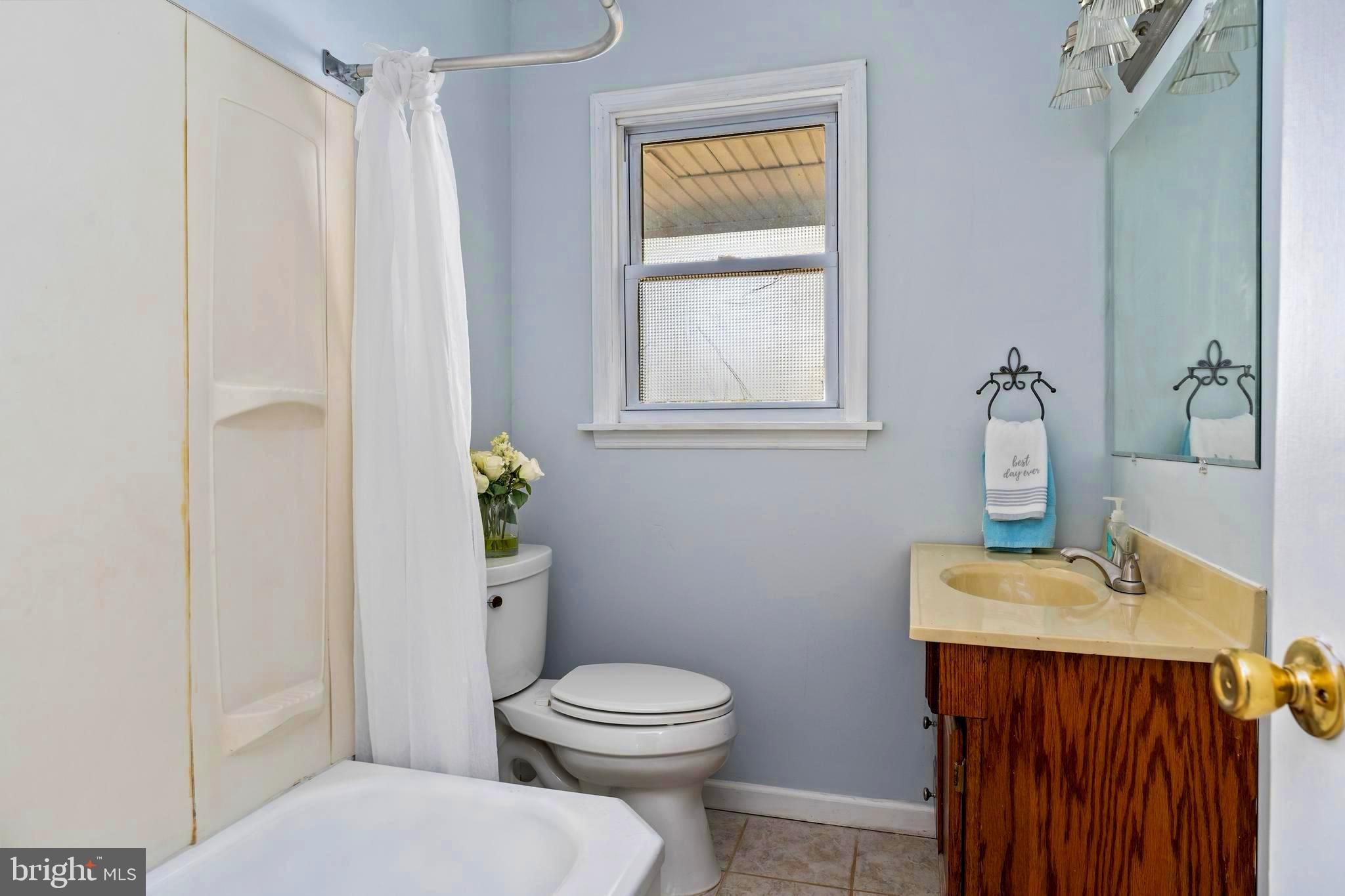 341 Larch Road Mount Laurel, NJ 08054 - Photo 11 of 21 Full Bathroom Center Hall