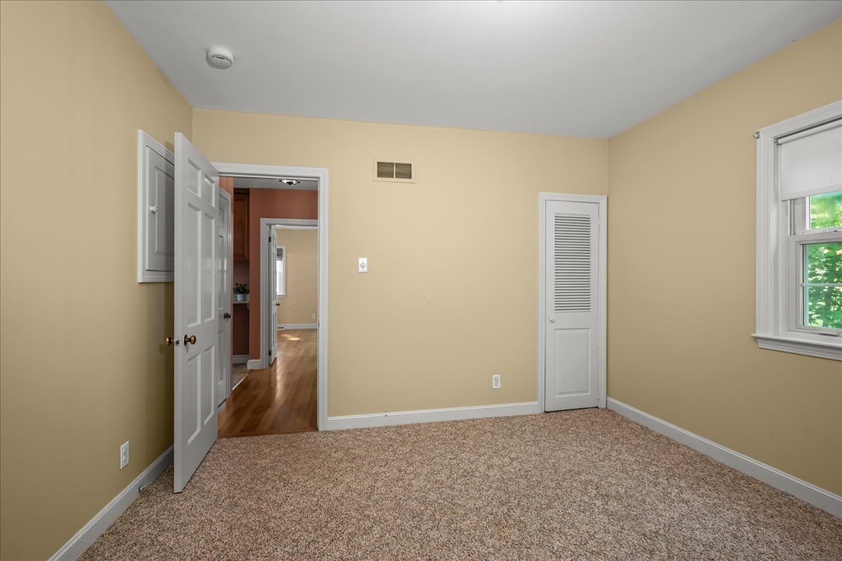 216 Boston Road Southborough, MA 01772 - Photo 16 of 39 Gallery Image 16