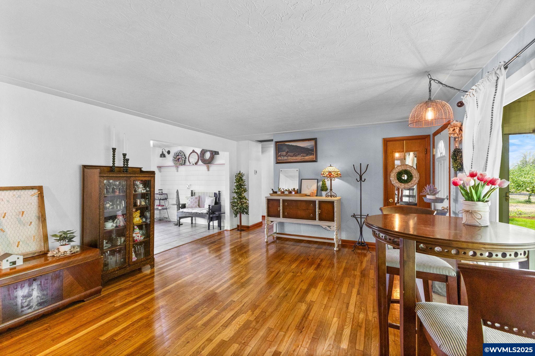 8720 Wheatland Road North Keizer, OR 97303 - Photo 6 of 43 Gallery Image 6