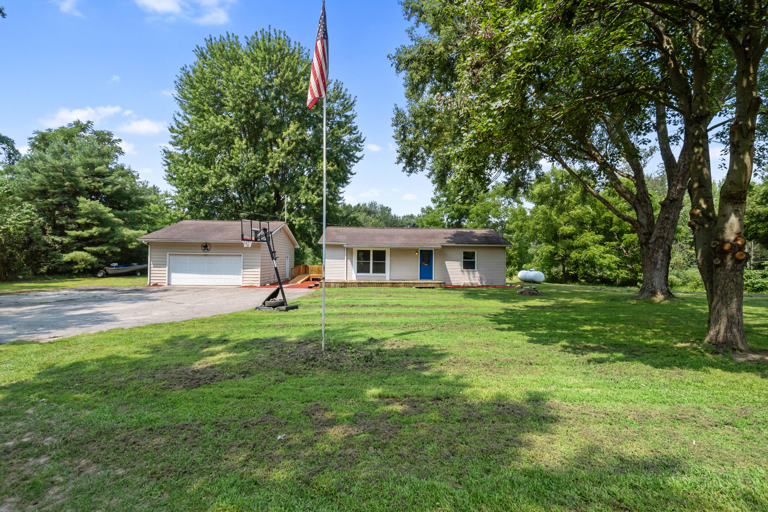 9400 Minard Road Parma, MI 49269 - Photo 5 of 63 4_9400 minard rd parma mi - 00049