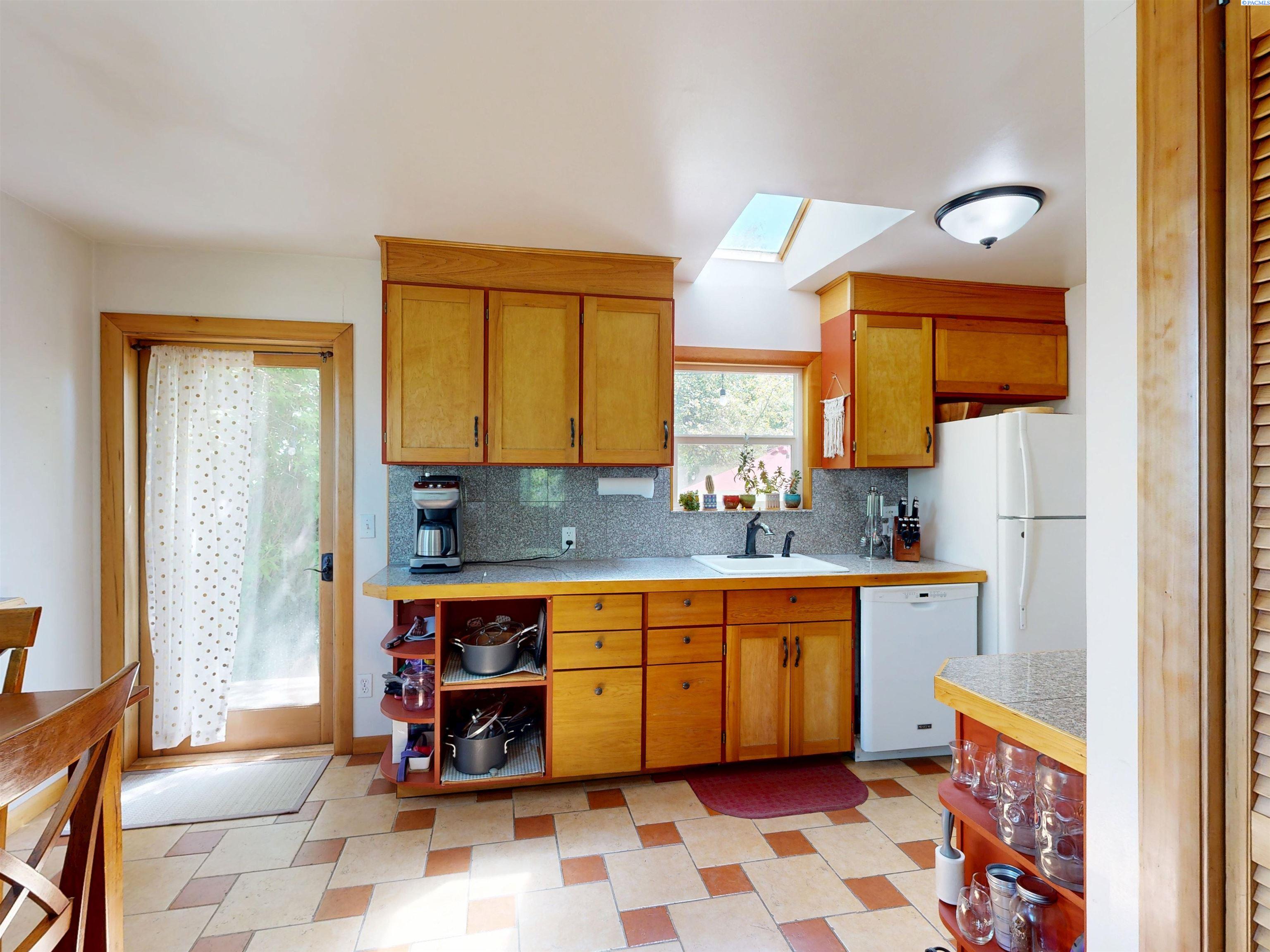 515 Southwest Walnut Street Pullman, WA 99163 - Photo 8 of 25 Gallery Image 8