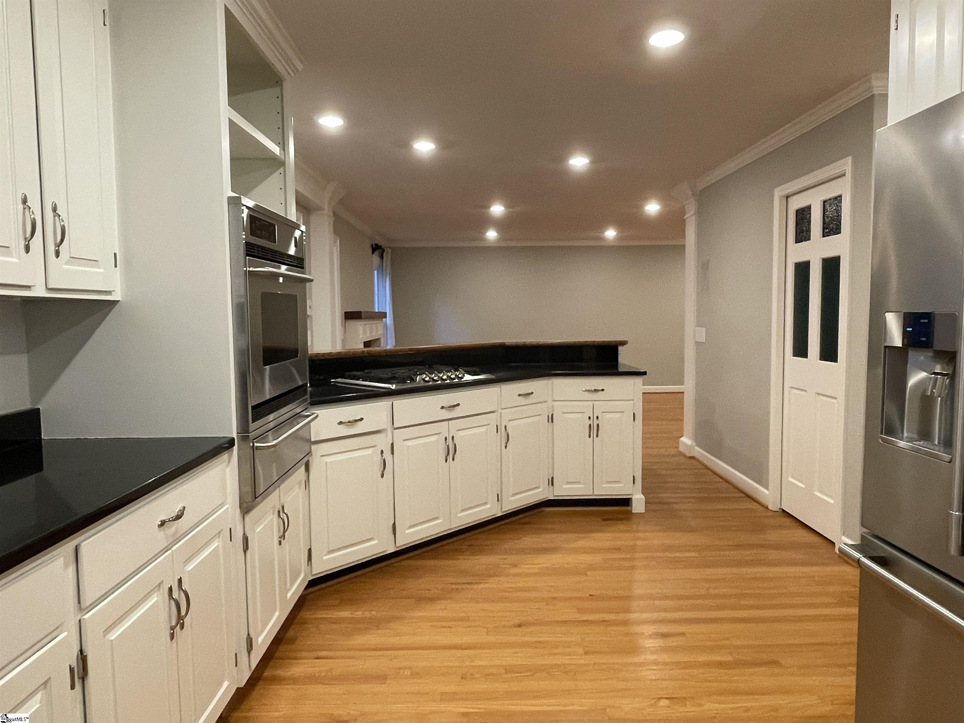 512 Hillpine Drive Simpsonville, SC 29681 - Photo 13 of 45