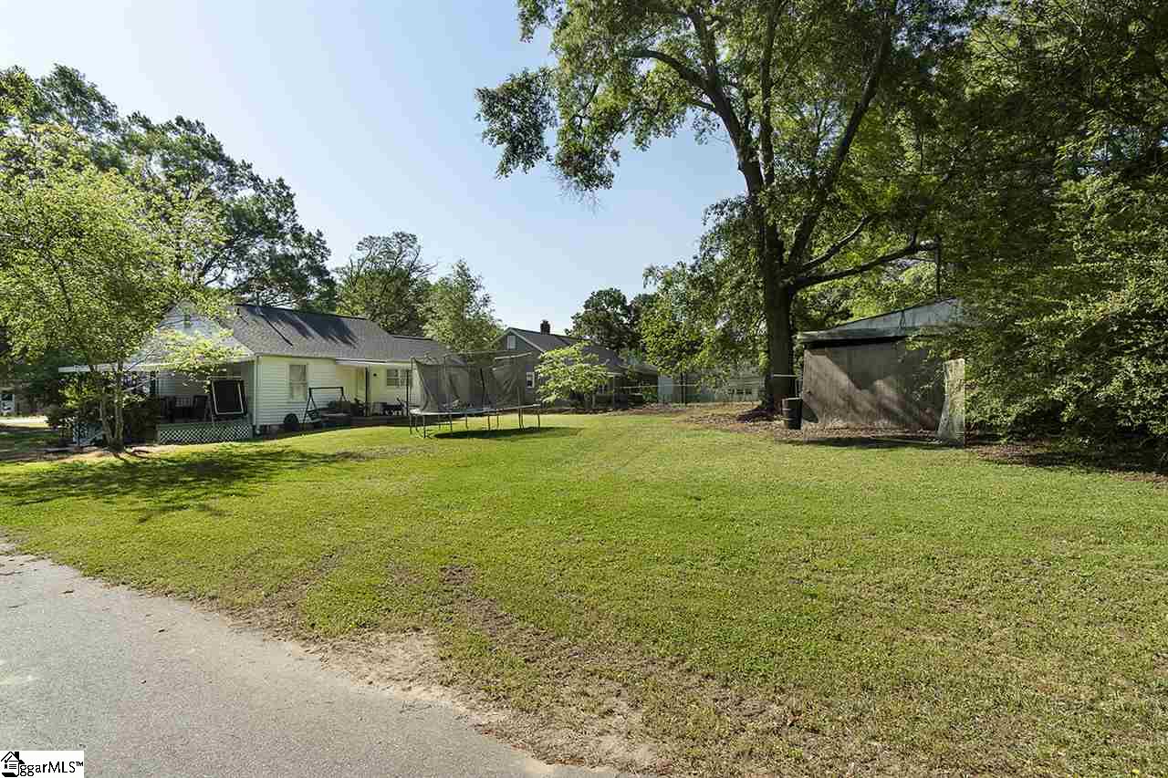 400 Craig Street Fountain Inn, SC 29644 - Photo 4 of 28