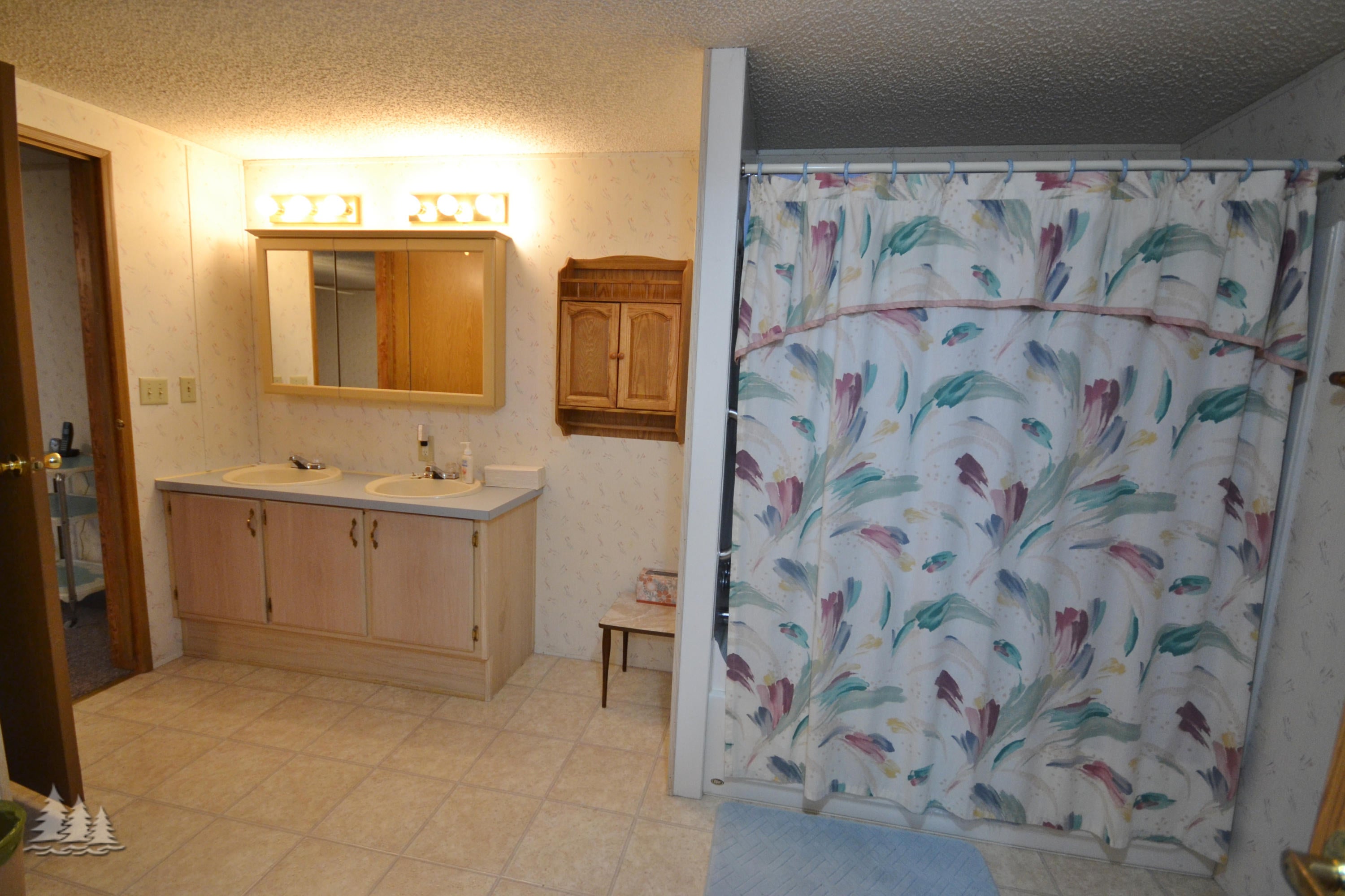 565 North Red Oak Road Lewiston, MI 49756 - Photo 14 of 42 Gallery Image 14