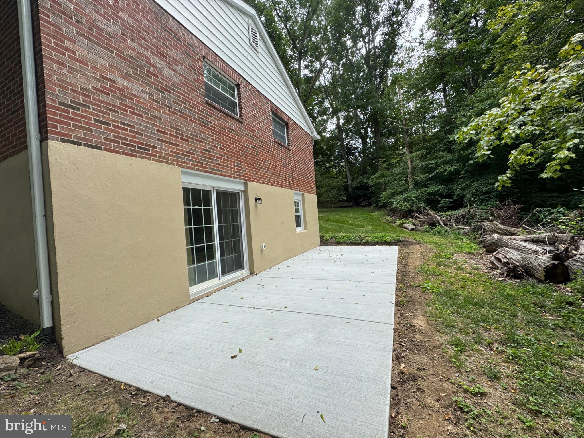 473 Linvill Road Media, PA 19063 - Photo 27 of 31 Newly installed patio