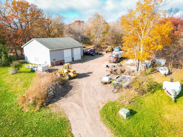 $1,800,000 | 9225 Lake Boulevard, Chisago City, MN 55013