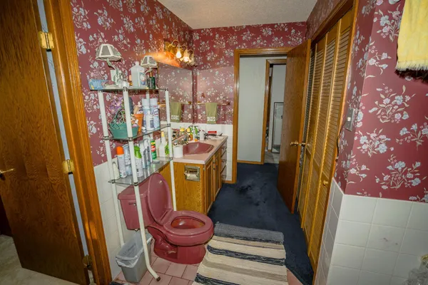 $1,800,000 | 9225 Lake Boulevard, Chisago City, MN 55013