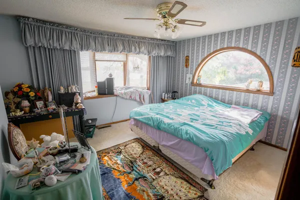 $1,800,000 | 9225 Lake Boulevard, Chisago City, MN 55013