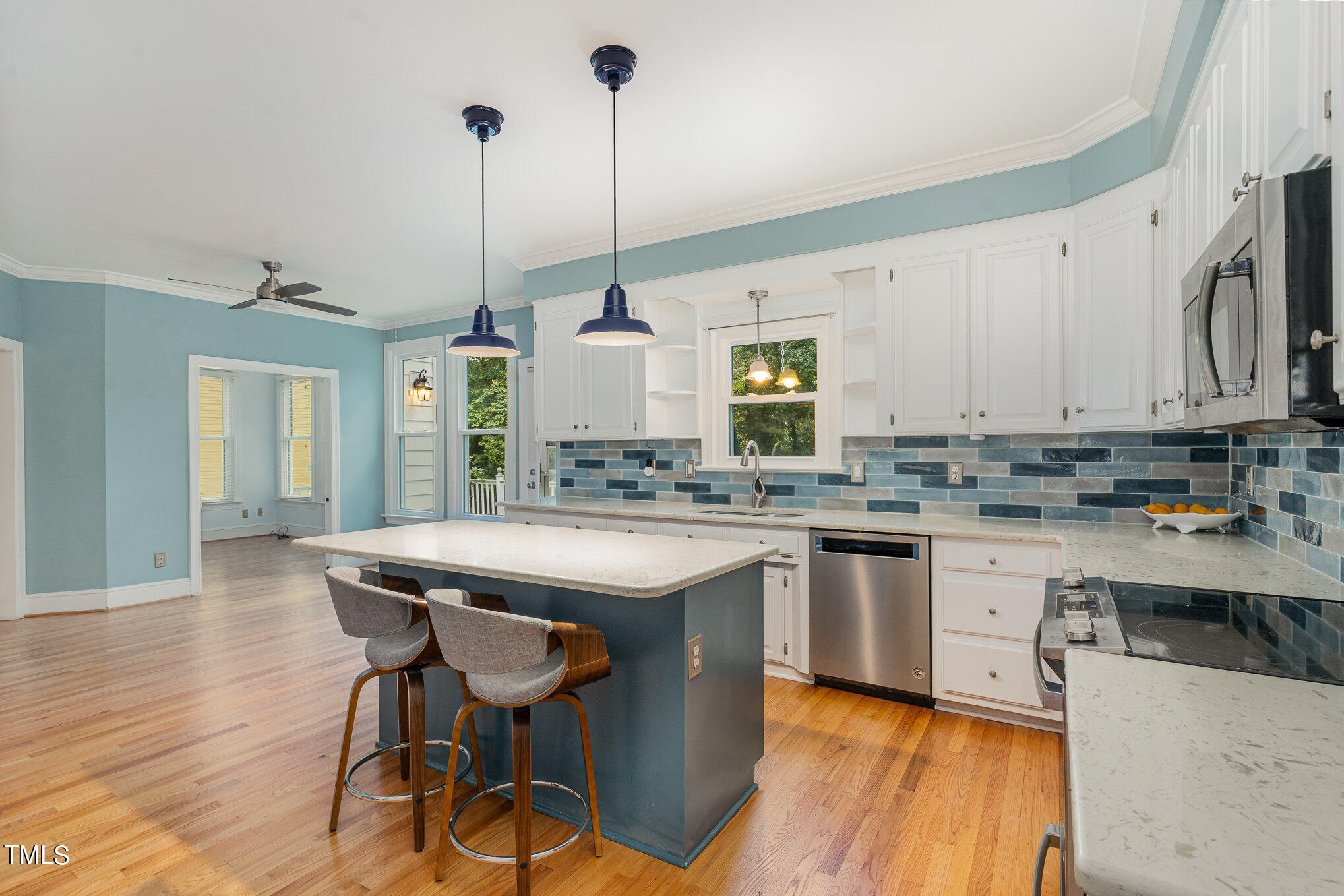 3008 Dunkirk Drive Raleigh, NC 27613 - Photo 4 of 33 011_dsc00046-edit
