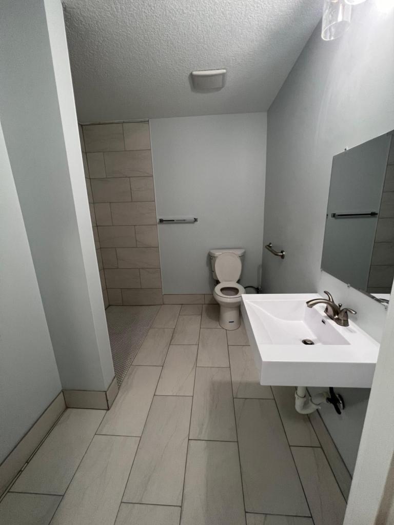 910 North Oliver Avenue, Unit 3 Minneapolis, MN 55411 - Photo 3 of 12