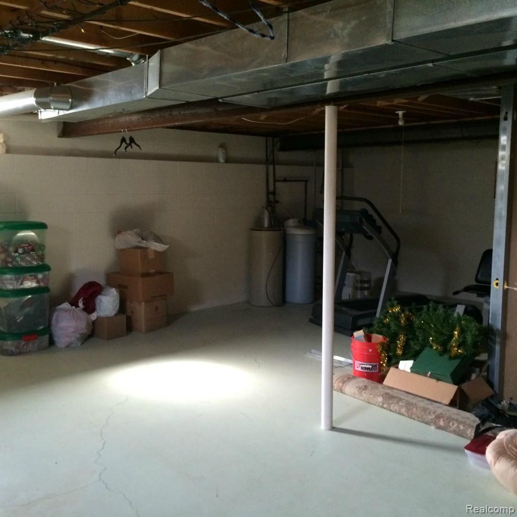 6769 Webster Road Imlay City, MI 48444 - Photo 18 of 20 IMG_0320.jpg