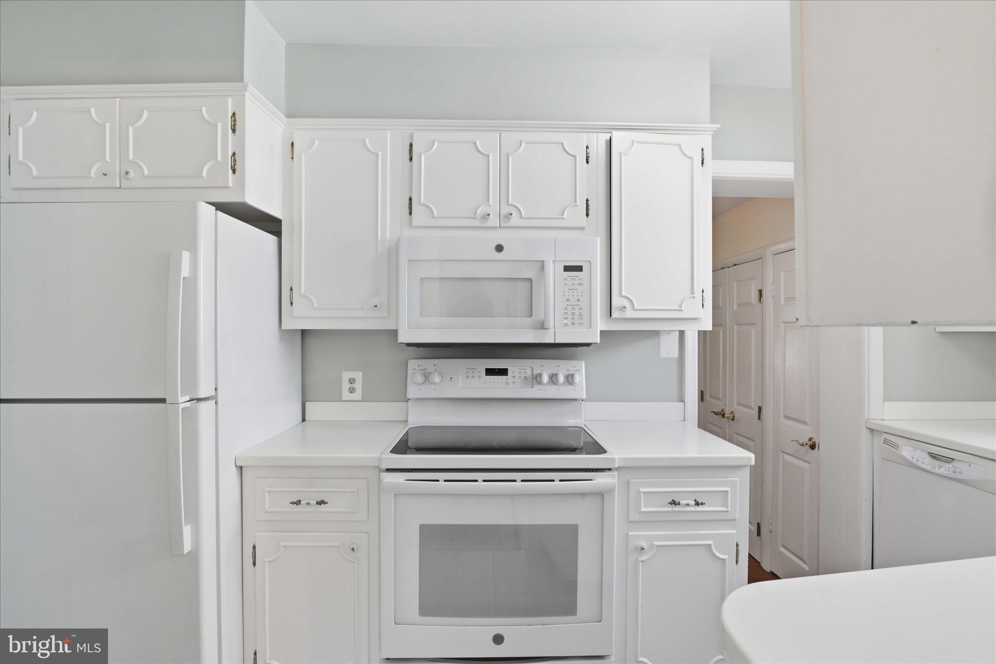 10010 Raynor Road Silver Spring, MD 20901 - Photo 13 of 45 Kitchen
