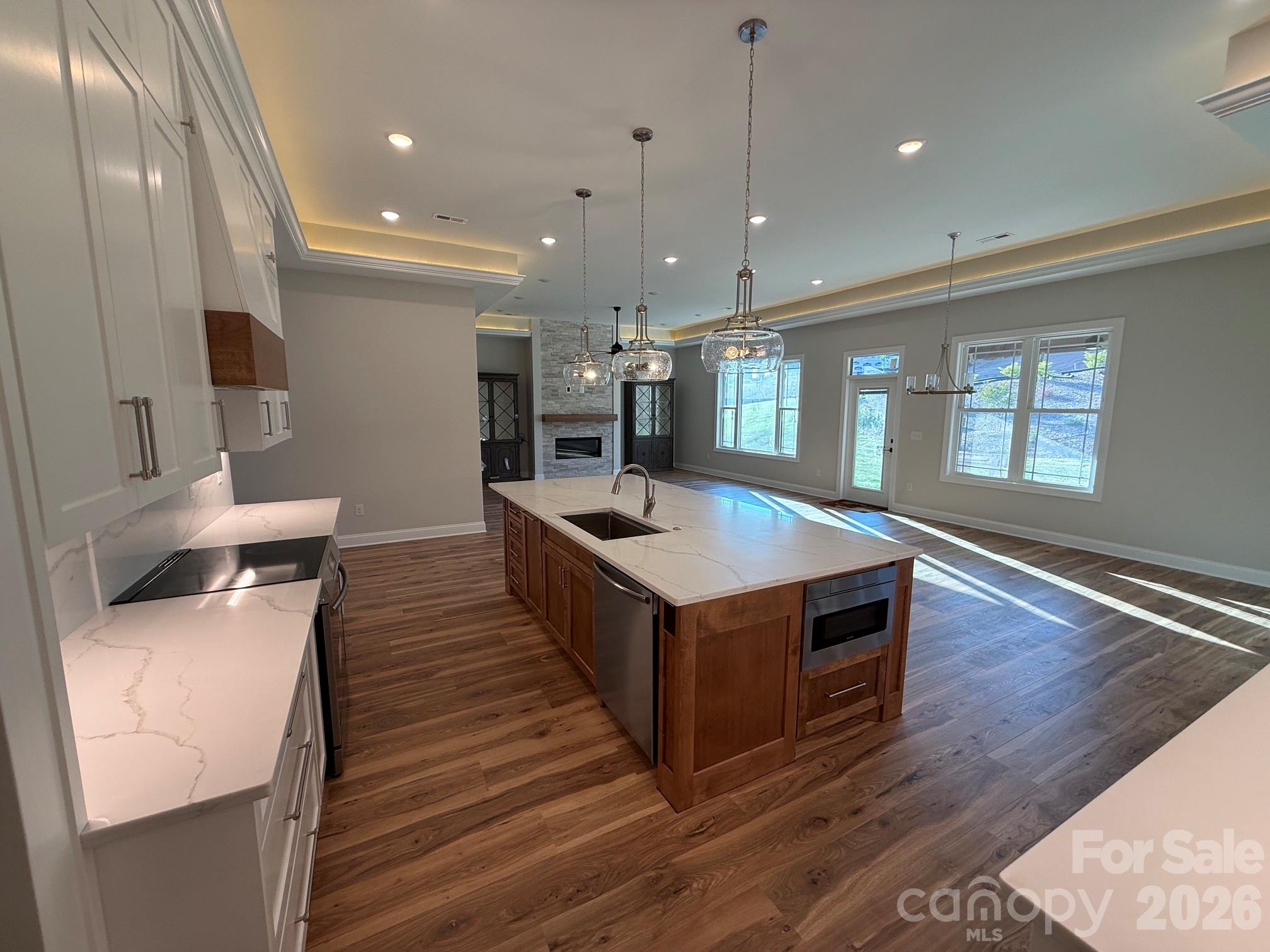 4559 Holly Circle Northeast Conover, NC 28613 - Photo 9 of 40