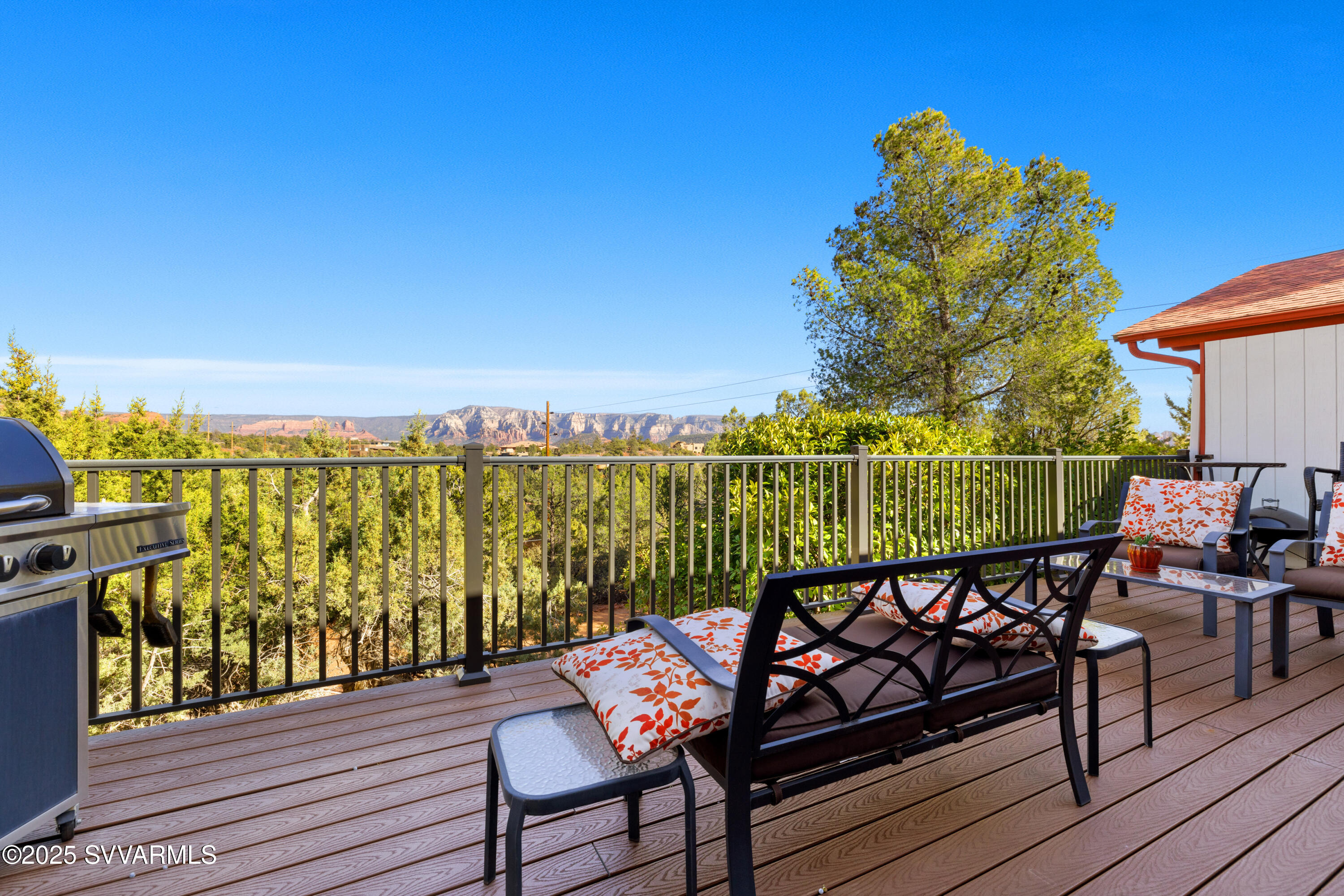 750 Dry Creek Road Sedona, AZ 86336 - Photo 21 of 67 Deck with Red Rock View