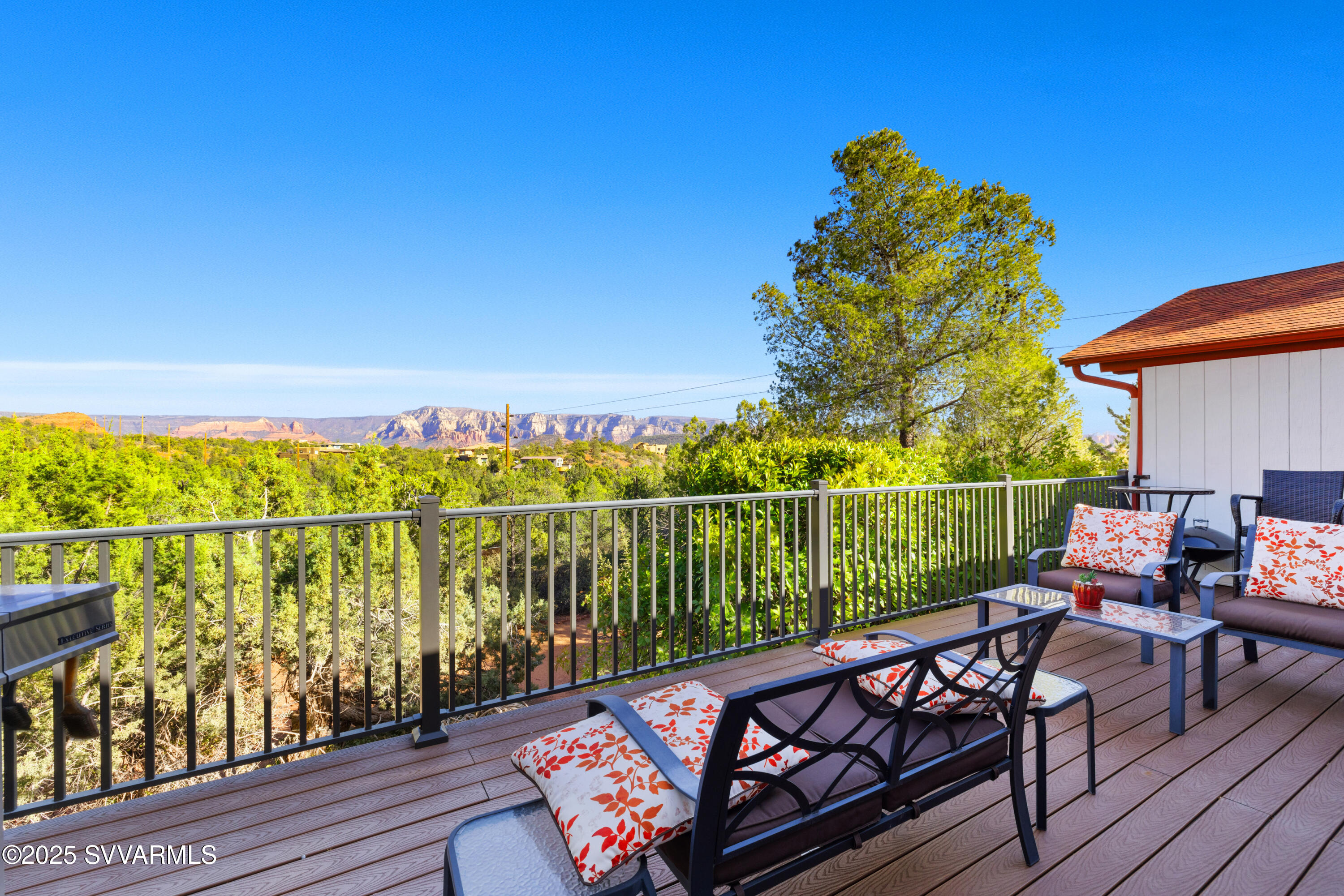 750 Dry Creek Road Sedona, AZ 86336 - Photo 22 of 67 Deck with Red Rock View