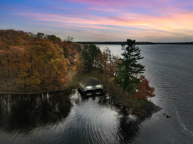 $2,000,000 | 7369 Kroehler Lane, Hayward, WI 54843