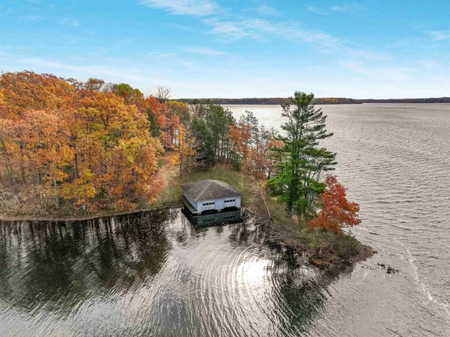 $2,000,000 | 7369 Kroehler Lane, Hayward, WI 54843