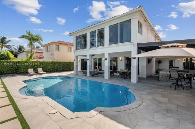 $2,250,000 | 11325 Northwest 66th Street, Doral, FL 33178