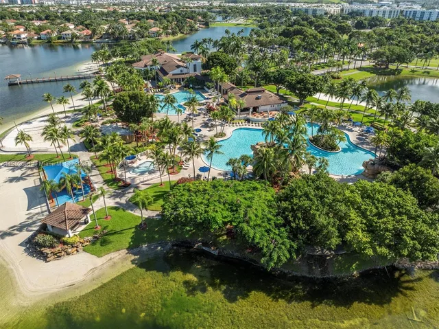 $2,250,000 | 11325 Northwest 66th Street, Doral, FL 33178