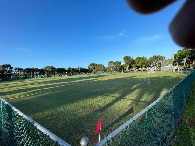 $2,250,000 | 11325 Northwest 66th Street, Doral, FL 33178