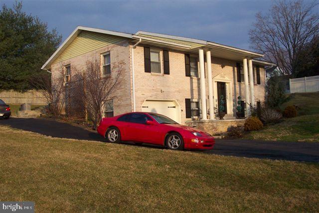 32 Riverside Avenue Lancaster, PA 17602 - Photo 2 of 6 Gallery Image 2