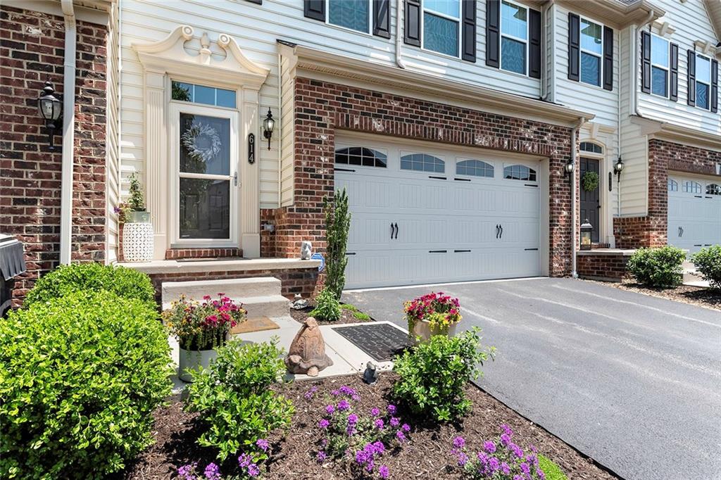 614 Rosecliff Road Wexford, PA 15090 - Photo 2 of 23 Notice the colorful, welcoming landscaping. The driveway has been sealed and is in excellent condition.
