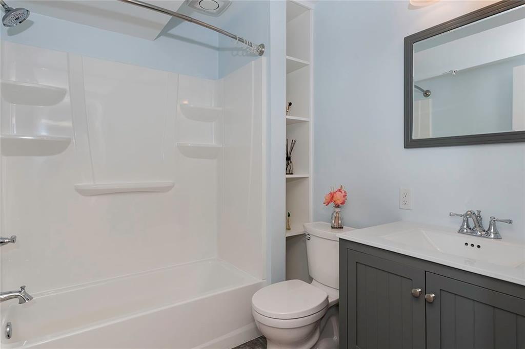 614 Rosecliff Road Wexford, PA 15090 - Photo 20 of 23 This is the lower level full bath.