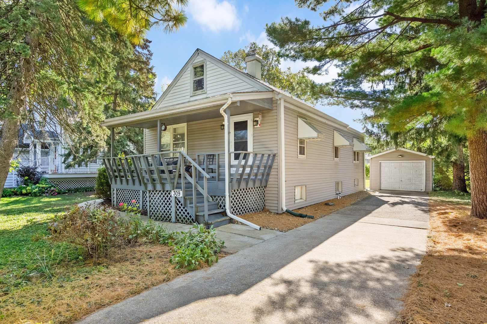 309 East Naperville Road Westmont, IL 60559 - Photo 1 of 21