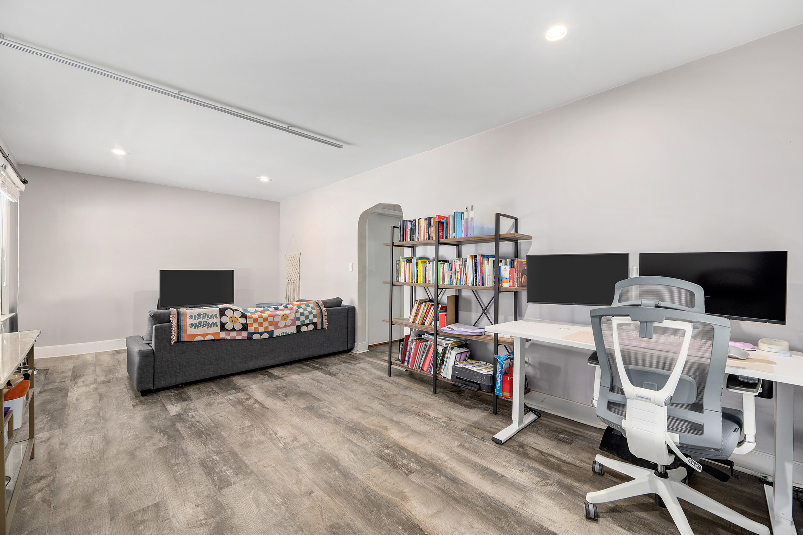 309 East Naperville Road Westmont, IL 60559 - Photo 5 of 21